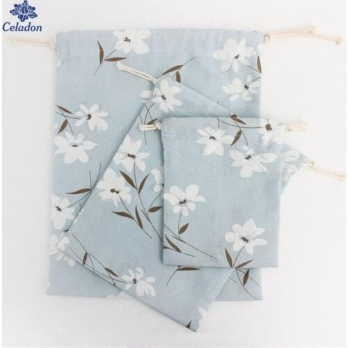 Three Sizes 1Pcs Flower Design Cotton Linen Fabric Bag Drawstring Packaging Bags Candy Bag For Wedding Party Favors Pouches