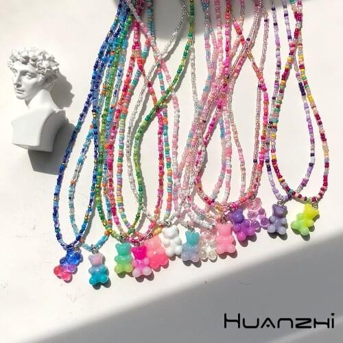 HUANZHI 2021 New Korean Summer Lovely Colorful Gummy Bear Pendant Choker Resin Multicolor Beaded Necklace for Women