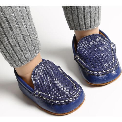 2019 New Fashion Soft Bottom Infants Boys Girls Loafers Shoes Newborn Solid PU Leather Baby Casual Baby Moccasins