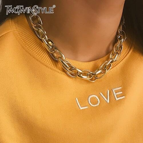 TWOTWINSTYLE Hollow Out Necklace For Women Goth Style Chain Retro Joker Twist Fashion Wear Ornaments