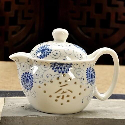 Retro Chinese Kung Fu Ceramic Teapot with Strainer Creative Handmade Dragon Flower Tea Pot Porcelain Large Capacity Teaware