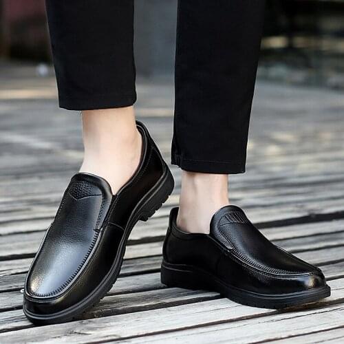 Spring zapatos mesh sneakers casuales man trainers shoe cuero summer comfortable causal sports de solid sale Fashion shoes Tops