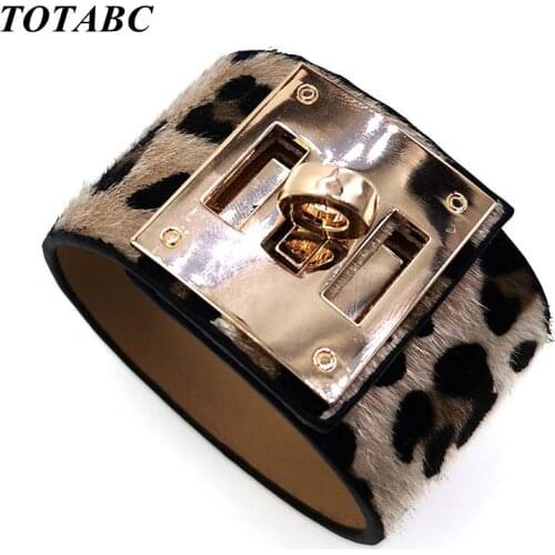 TOTABC Fashion Leopard Charm Leather Bracelets For Women Wristband OL V Cuff Wrap Bracelets & Bangles Femme Jewelry Gift