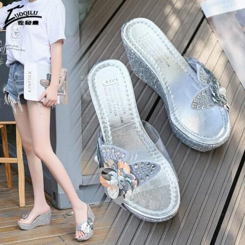 Gold Silver Platform Slippers Women Thick-soled Wedges Ladies Summer Shoes Beach Sandals Ladies High Heels Pearl Flowers 2021