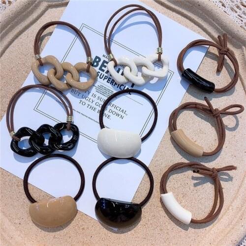 2020 New Female Personality Simple Twist Chain Rubber Band Hair Rope Headdress Fashion Girl Womens Ponytail Hair Accessories