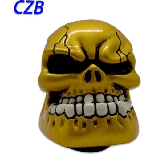 New Universal Manual Gear Stick Shift Shifter Lever Knob Wicked Carved Gold Skull pomo marches fastshipping