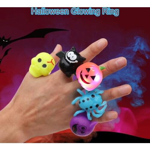 2020 New Luminous Rings Halloween Ball Party Finger Lights Ghost Festival Luminous Toy Pumpkin Skull Ring Party Concert Gifts