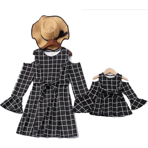 Family Matching Outfits Summer Hot Sale Printed Womens Plaid Long Sleeved Dress Parent Child Wear Girl Mommy Daughter Clothing