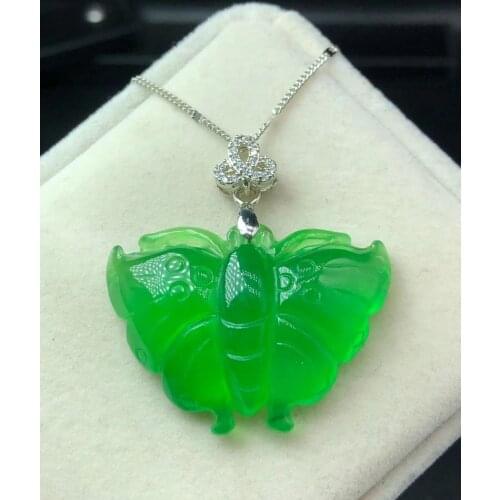 Excellent Burma Green Jade Carven Butterfly Pendant Amulet Lucky Pretty Hanging Ornaments