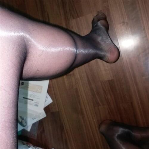 Extra Thin Sheer Sexy Tights Oil Effect Shiny Pantyhose Fetish Foot High Gloss Oil Treatment Pantyhose Adult Man Lingerie