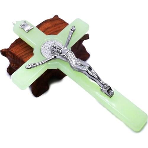 Christ Jesus Cross Luminous Glow in the Dark Pendant Crucifix Ornaments Charms