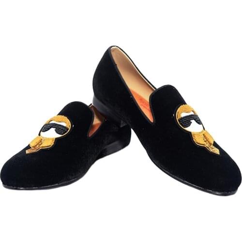 Jeder S Loafers Shoes Men Handmade Velvet Shoes Fashion Man Embroidery Black Slip-on Shoes Mens Party and Wedding Flats