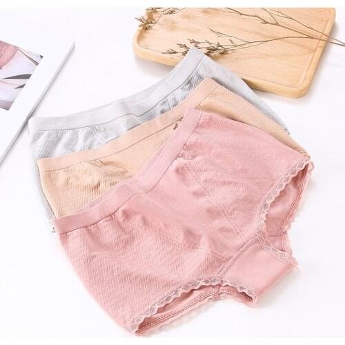 Woman underwear Non-trace underwear Lift buttocks and tighten belly comfortable cotton crotch pants Sexy middle waist lace