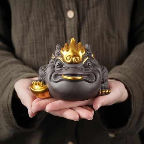 Purple Sand Three Feet Attract Wealth Golden Toad Tea Pet Exquisite Ornaments Can Raise Handpainted Toad Tea Play Tea Accessorie