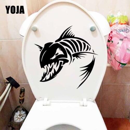 YOJA 24X22.7CM Funny Wall Sticker Aggressive Fish Skeleton Toilet Decal Home Decor Art T5-0429