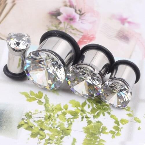 Alisouy 2019 wholesale beauty stainless steel ear plug with clear crystal piercing tunnels body gauges jewelry screw expander