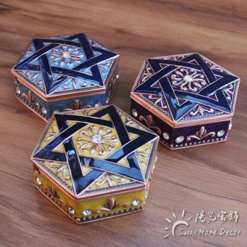 New Arrival Hexagon Jewelry Box 3 colors Enameled Trinkets Carrying Box cute Vintage Flower Carved Gift Packing Box