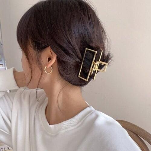 Women Metal Hair Claws Hair Accessories Fashion Barrettes Clips Jewelry Simple Geometric Hollow Hairpins Girls Hairgrip Headwear