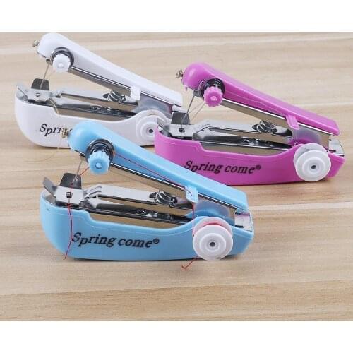 1pc Random Color Creative Portable Mini Sewing Machine Simple Sewing Tools Cloth Fabric Manual Operation Travel Small Embroidery