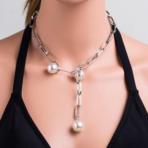 Gothic Baroque Pearl Pendant Choker Necklace for Women Punk Big Bead Lariat Golden Shell Long Chain Necklace Fashion Jewelry