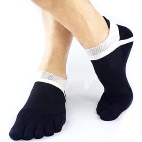 2 Pcs Men Sports Socks Personality Jogging Cotton Toe Pure Socks Colorful Sports Finger Breathable