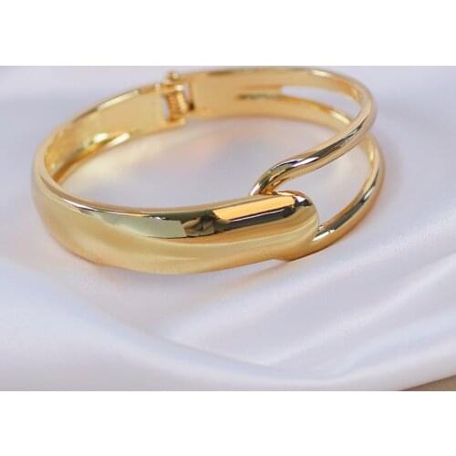 Zhuwei Big Bracelets