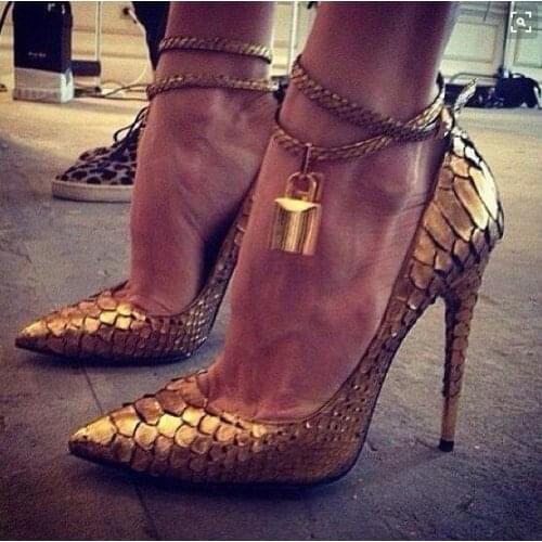 Cheap Price High Quality Pointed Toe Metallic Gold Chain Pumps For Women Ankle Lock Decoration Sandals Party Dress Shoes