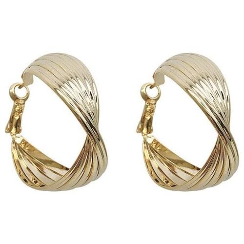 2021 Hot Sale Korean Twisted Earrings Simple Temperament Exquisite Semale Sexy Earring Jewelry Gift Party Accessories Gifts