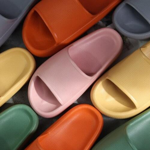 Indoor Comfortable Soft Slippers 2020 Latest Technology Super Soft Home Slippers Men Women Non-slip Home Shoes Couple Slippers