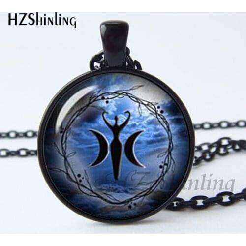 Triple Moon Goddess Necklace Wiccan necklace Wiccan jewelry New age necklace Pagan jewelry Moon Goddess Jewelry HZ1