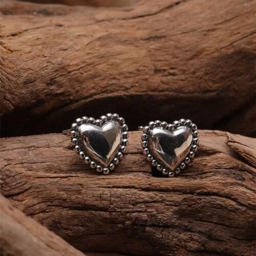 Origin Summer French Gold Love Heart Earrings for Women Girl Metal Alloy Small Stud Earrings Statement Party Jewelry Pendientes