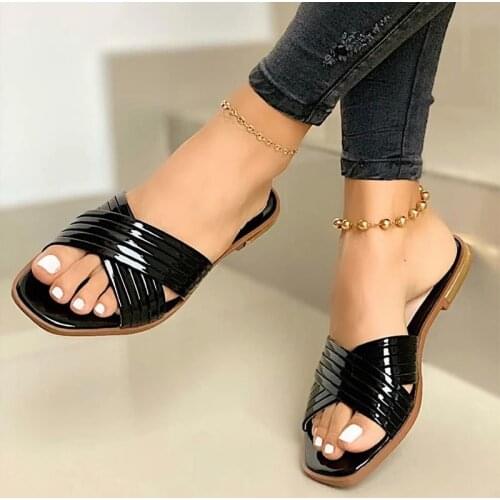 2021 Fashion Women Slippers Summer Slip On PU Ladies Flat Shoes Casual Shoes Woman Bling Striped Sandals Female Comfort Slides