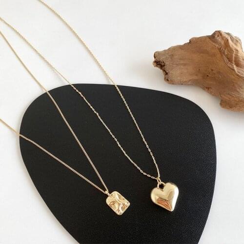 BUDROVKY Necklace Female Temperament Heart Clavicle Chain Sweater Choker Alloy Jewelry Necklace Collier Femme Statement Jewelry