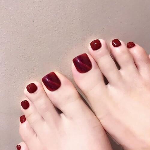 24Pcs/Set Flash Wine Red Cats Eye Fake Toenails Glue Type Fully Covered Nail Decoration For Design DIY Foot Tip Manicure Tool