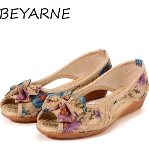 BEYARNE 2021 Summer New Women Sandals Floral Print Peep Toe Woman Flats Flower Slip on Flat Shoes Open Toe Ladies Shoes Zapatos