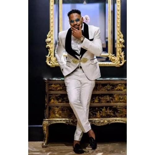 2020 Black Velvet Lapel Paisley Men Suit Wedding Tuxedos Groom Tuxedos Men Dinner Party Dress 3 Pcs Suit(Jacket+Pants+Tie+Vest)