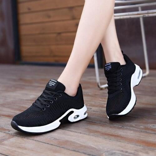 Korean version of womens casual single shoes before wearing mesh low-heeled manufacturers wholesale 2021 fly-woven air cushions
