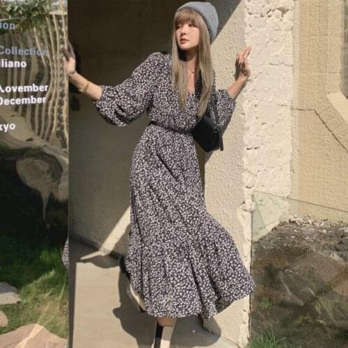 2021 New Women Spring Black V Neck Floral Dress Vintage Full Sleeve Elastic High Waist Ruffle Hem A-Line