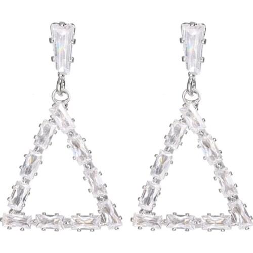 Bettyue Modern Style Triangle Appearance Three Colors Choice Earring For Female Fashion Statement Noble Jewelry Party Gift