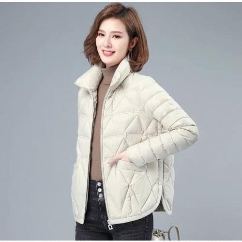2021 New down padded jacket womens thin and light short fashion casual winter jacket womens thick padded jacket