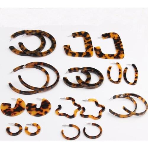 2021 New Fashion Acrylic Leopard Hoop Earrings Women Bohemian Big Round Tortoiseshell Earrings Female Elegant Wedding Jewelry