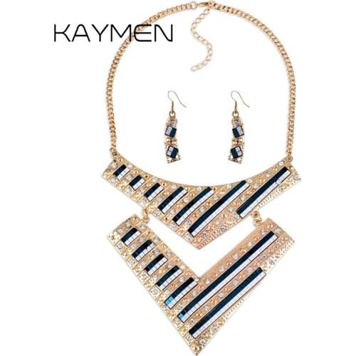 KAYMEN New Design Especial Triangle Shape Exaggerated Pendant Necklace Wedding Party Fashion Womens Necklace 5 Colors Bijou