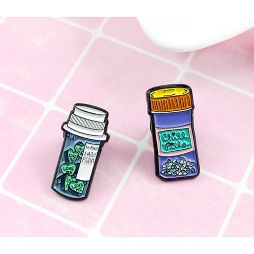 Candy Bottle Heart-shaped and Drug-shaped Candy personality fashion broochsnack shop child jewelry gift denim clothing jewe2019