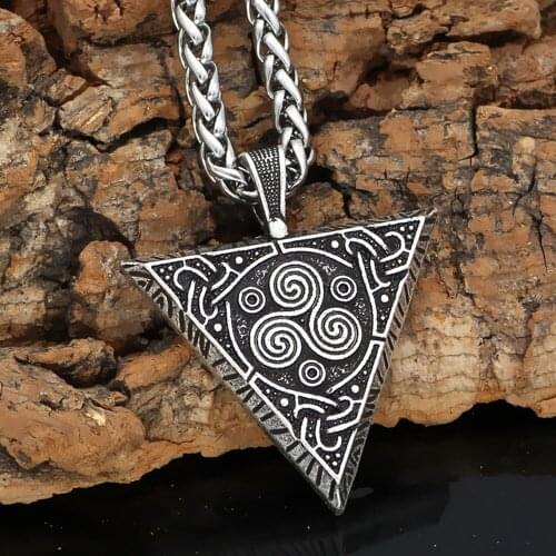 Exquisite Nordic Viking Three Bent Legs Symbol Warrior Mount Triangle Metal Pendant Necklace