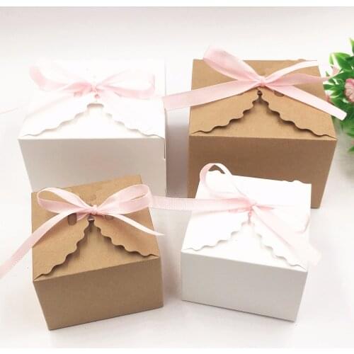 30pcs/lot Kraft Paper Square Candy Box Rustic Wedding Favors Candy Holder Bags Wedding Party Gift Boxes with Free Ribbon