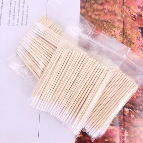 300pcs Disposable Ultra-small Cotton Swab Lint Free Micro Brushes Wood Cotton Buds Swabs Eyelash Extension Glue Removing Tools