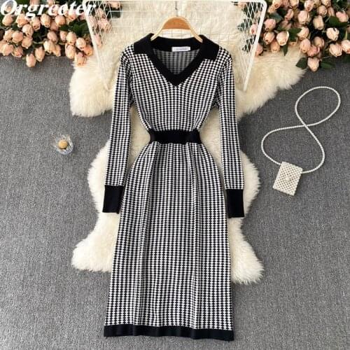 Black Paid Knitted Dresses Women 2021 Fall Winter Elegant V-neck Long Sleeve Geometric Patterns Fit Knee-length Sweater Dress