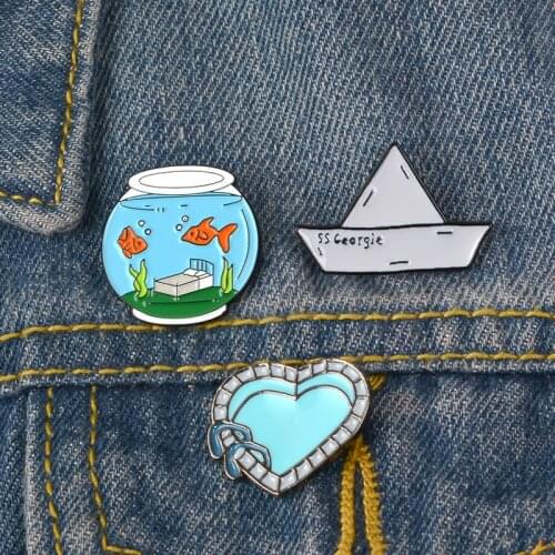 2019 Cartoon Fish tank Paper boat Enamel Pin Heart Swimming pool badge alloy brooch Jewelry Gift Kid Friends fashion trinket