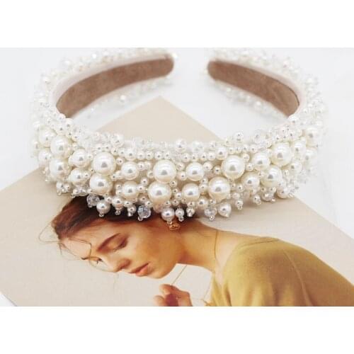 Street beat gorgeous wild exaggerated headband New Korean fashion small grain size pearl flower catwalk headband 520