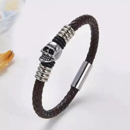 High quality stainless steel soldier stainless steel punk skull leather rope bracelet bracelet exquisite jewelry party gift pre